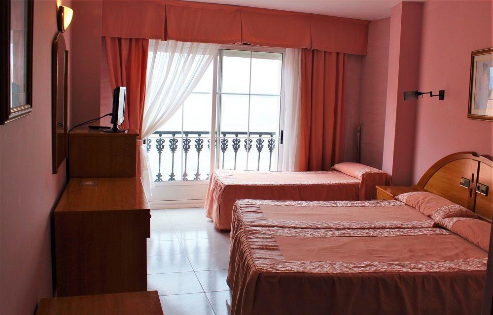 Hotel Paraiso Del Marisco Эль-Грове Экстерьер фото