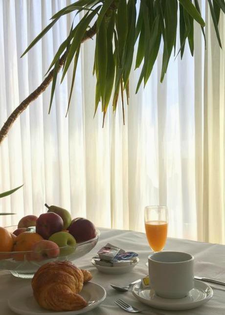 Hotel Paraiso Del Marisco Эль-Грове Экстерьер фото